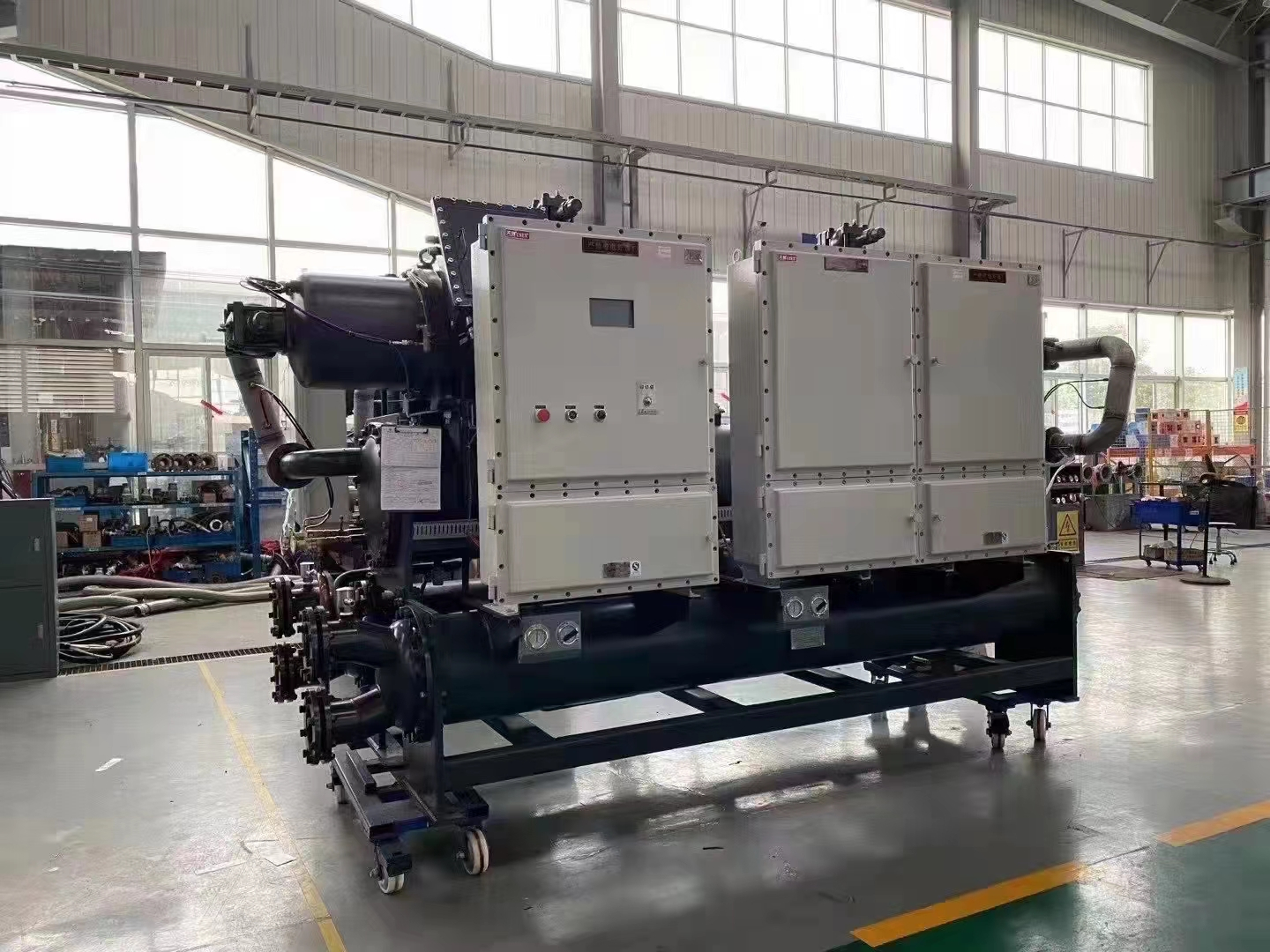 水冷螺桿式冷水機